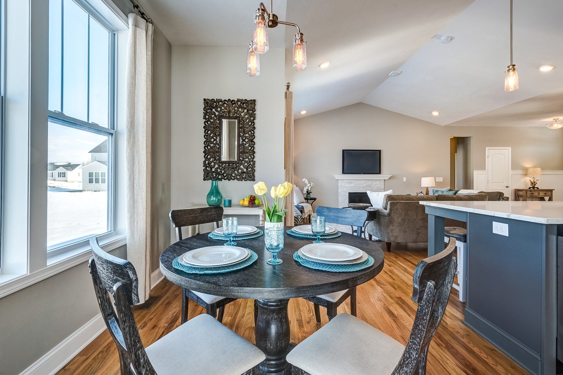4 person dinette set