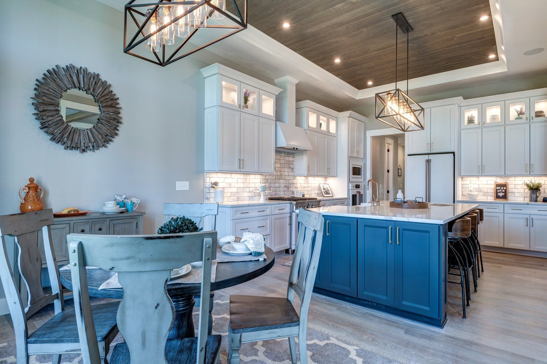 dinette with kitchen in background