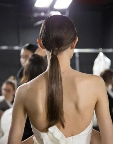 Capelli con coda
