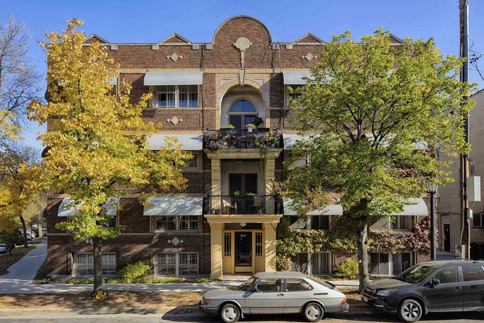 1316 West 25 1/2 Street exterior