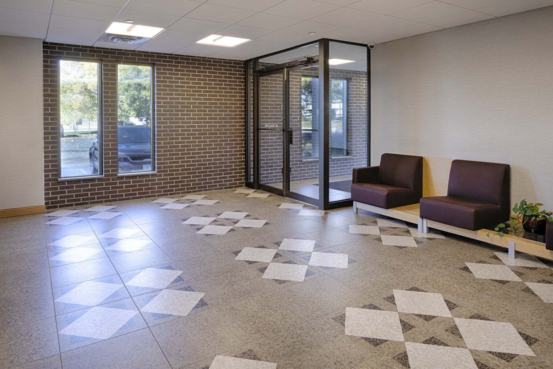 4445 West 77th Street interior lobby