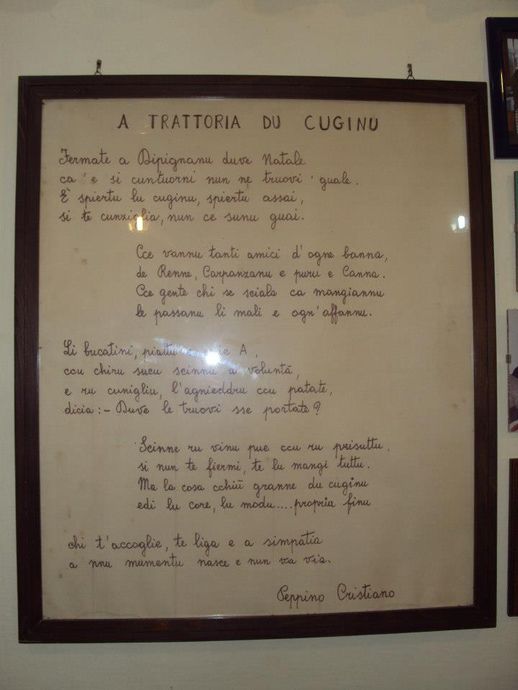 enoteca con tavoli per degustazione