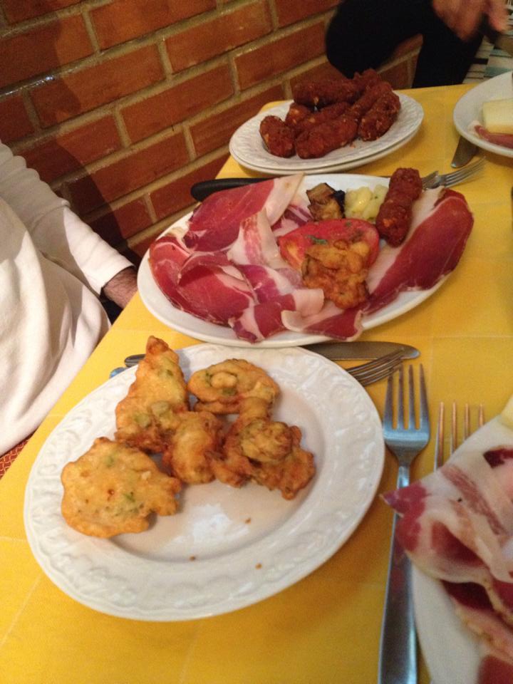 piatti con salumi e fritture