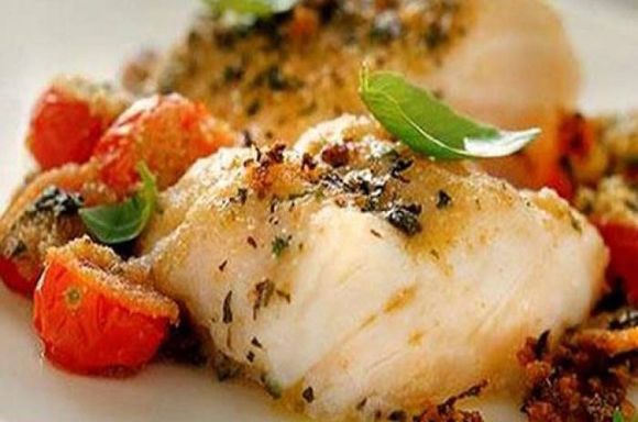 baccalà gratinato con pomodori e basilico