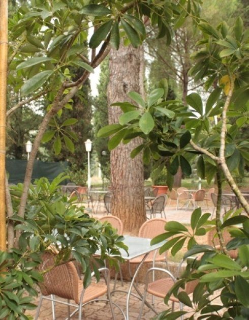 terrazza esterna di un ristorante