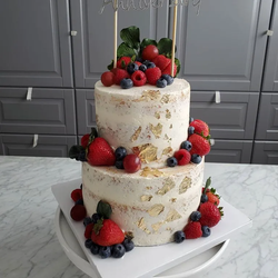 anniversary cake