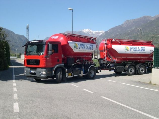 autobotte consegna a domicilio pellet sfuso