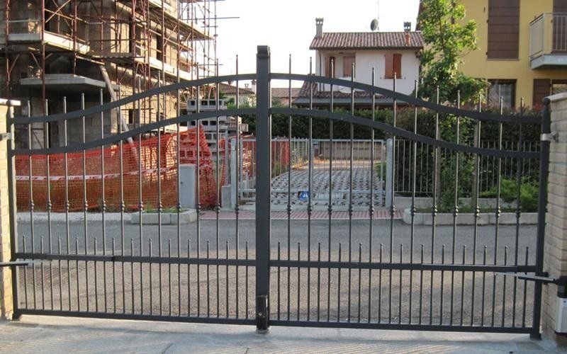 Ferro battuto per lavorazioni di cancelli