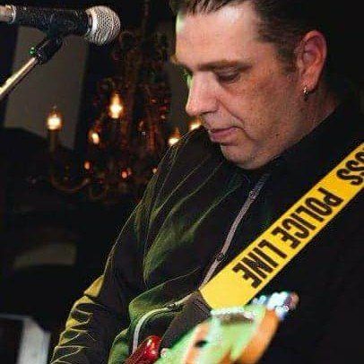 Phil Croker (guitar & vocals)