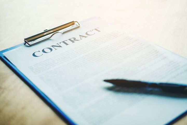 contract and pen