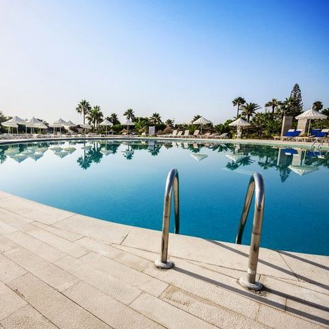 Pool installation