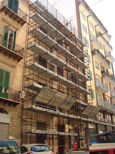 ponteggio per facciata