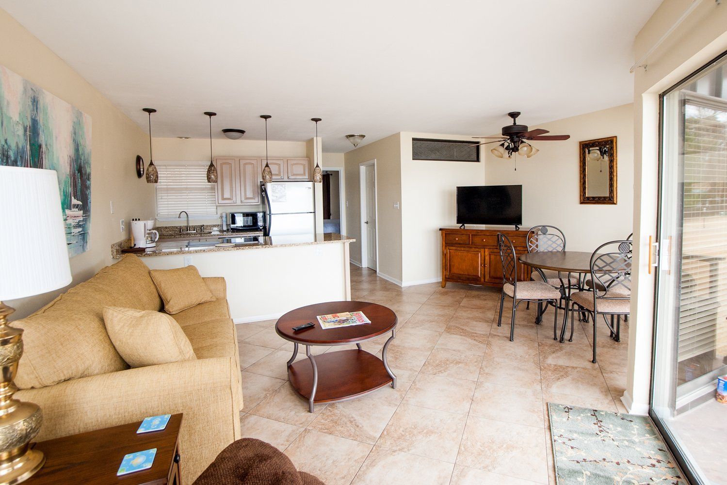 Dining area and Kitchen at Willow Beach B1