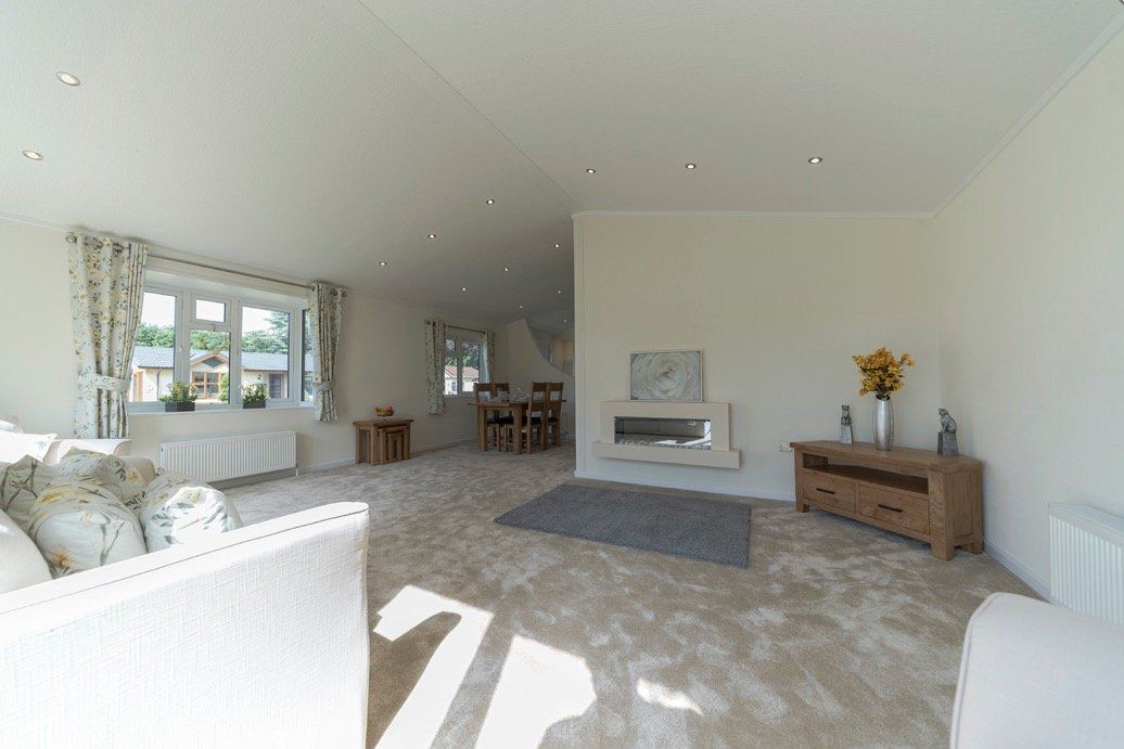 King Edward Park, North Baddesley, Hampshire. Park home living for over 50s.