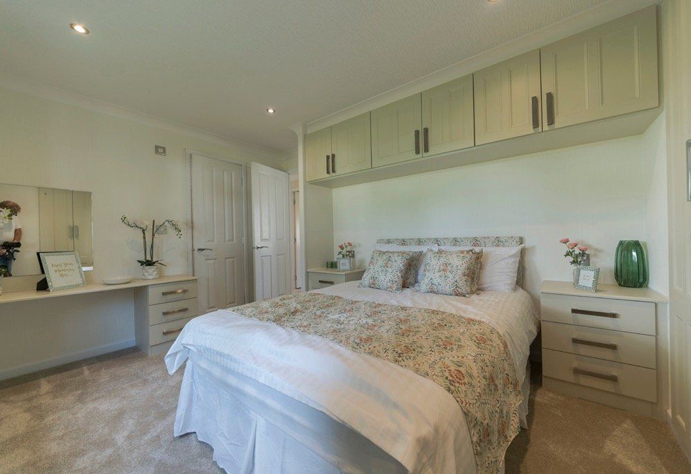 King Edward Park, North Baddesley, Hampshire. Park home living for over 50s.
