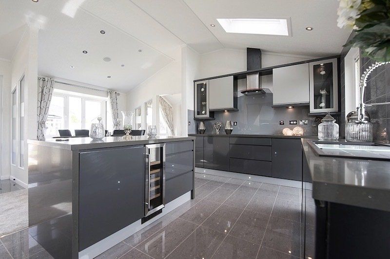 King's Heath Park, Harpenden, Hertfordshire. Park home living for over 50s.