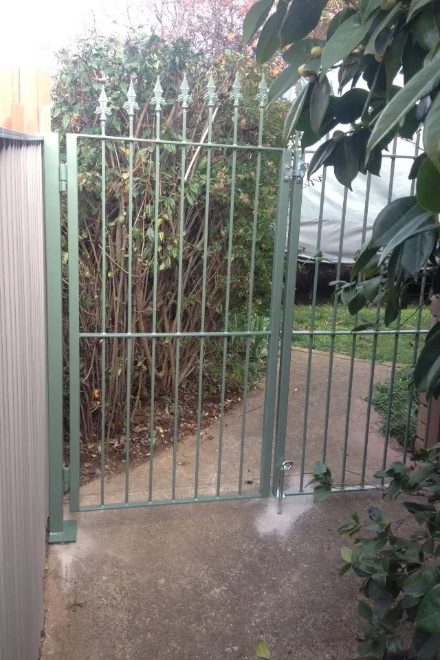 gate 48
