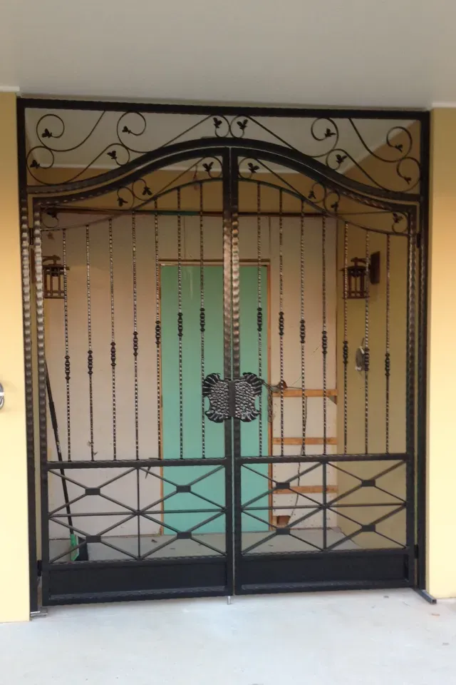 gate 40