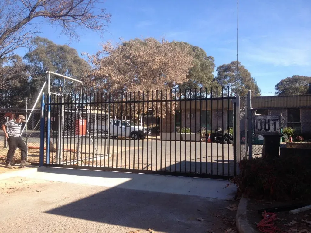 gate 36