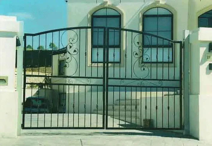 gate 34