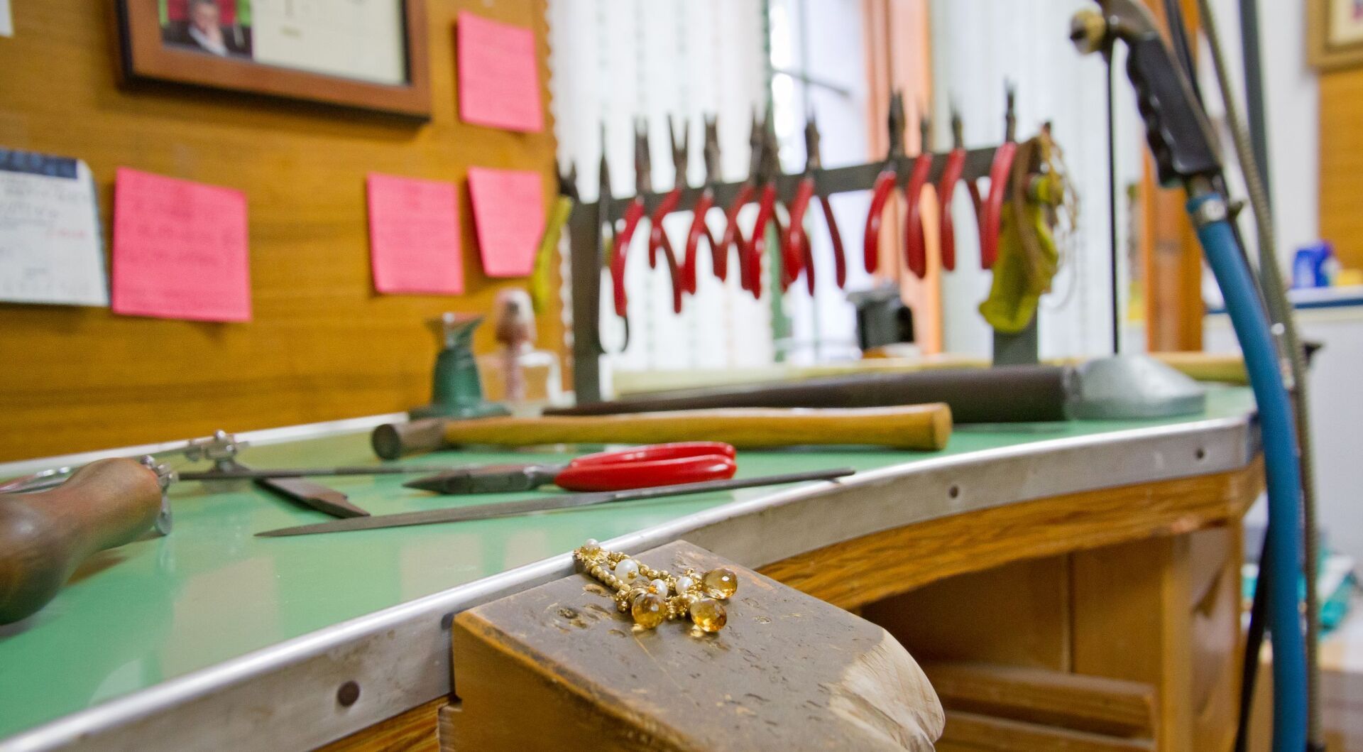 laboratorio di un orologiaio