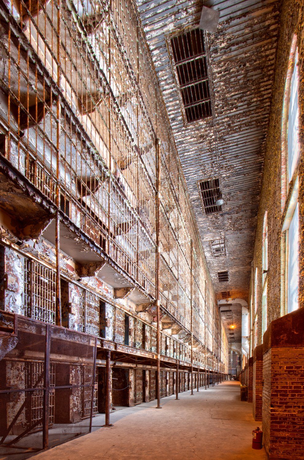 mansfield prison cell block