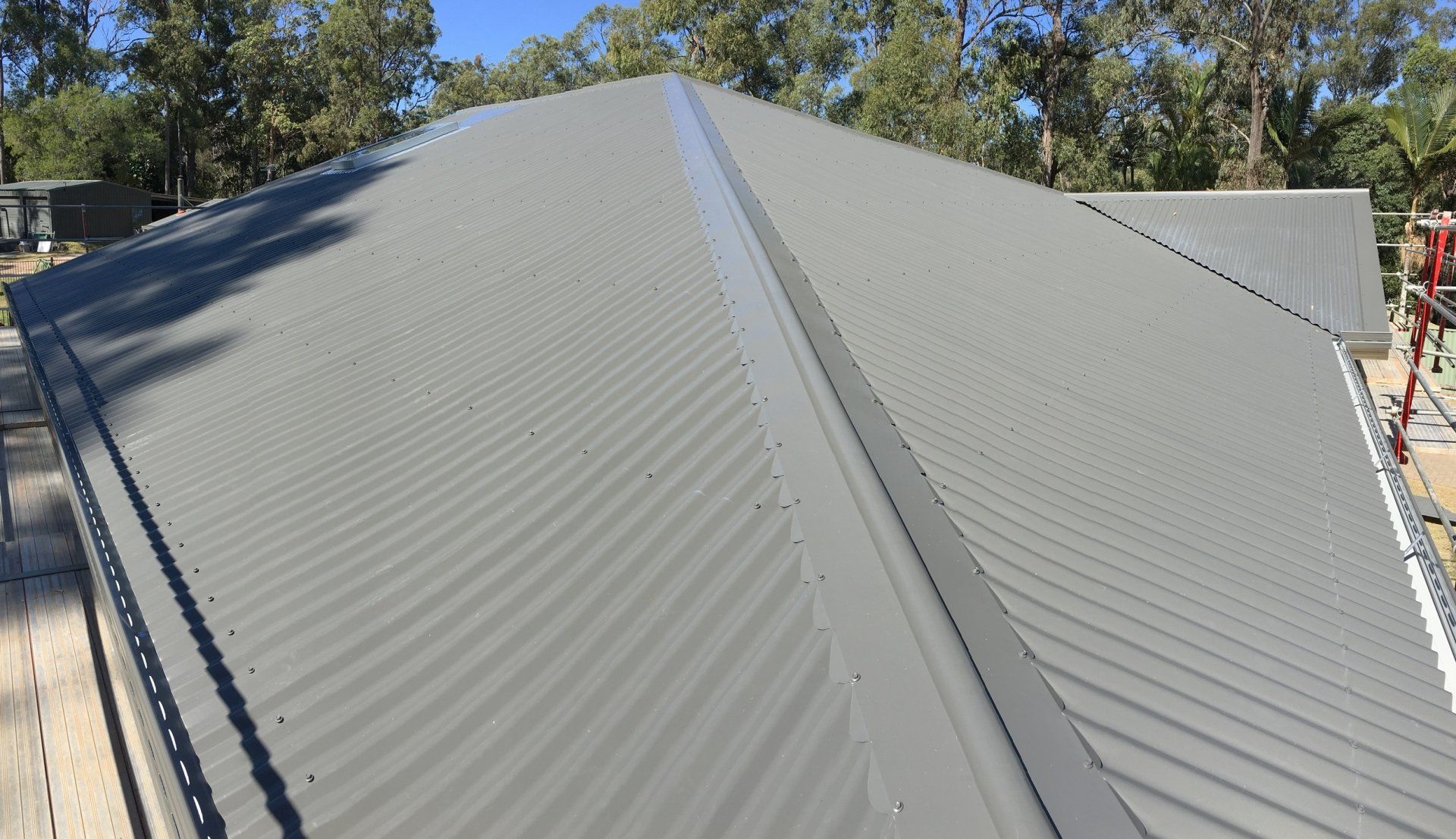 new frame metal roofing gold coast