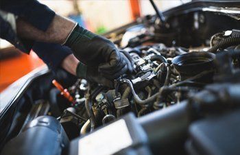 Engine servicing