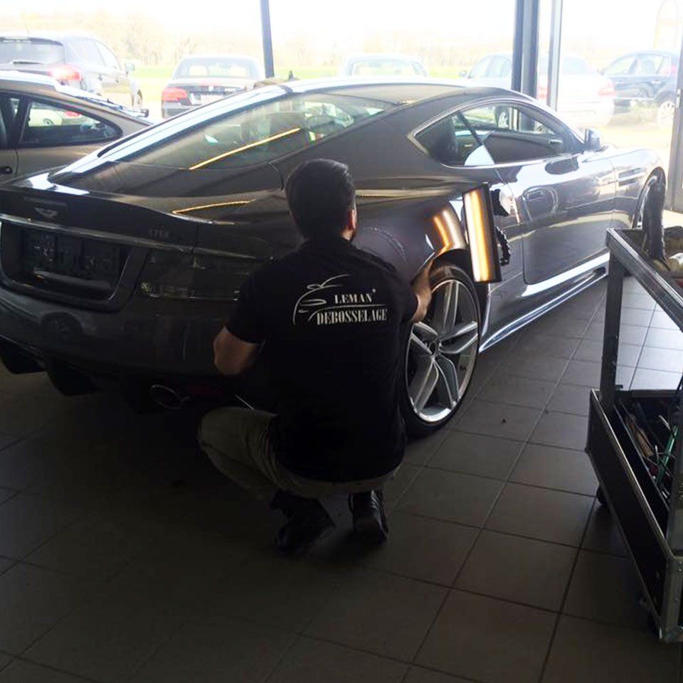 man working 02