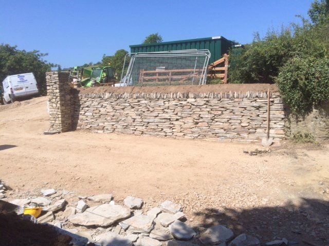 Stone hedging work