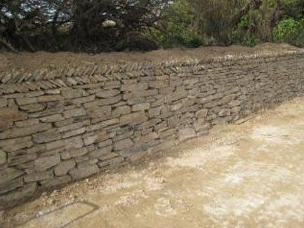 Stone hedging work