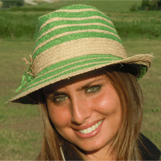 Cappelli da donna in rafia