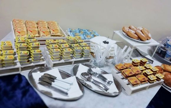 offerta a buffet colazione