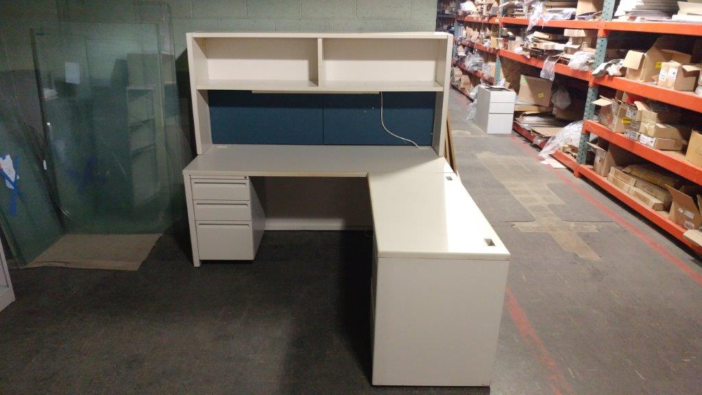 Used Waiting Room Desk — White L Shaped Desk in Fort Wayne, IN