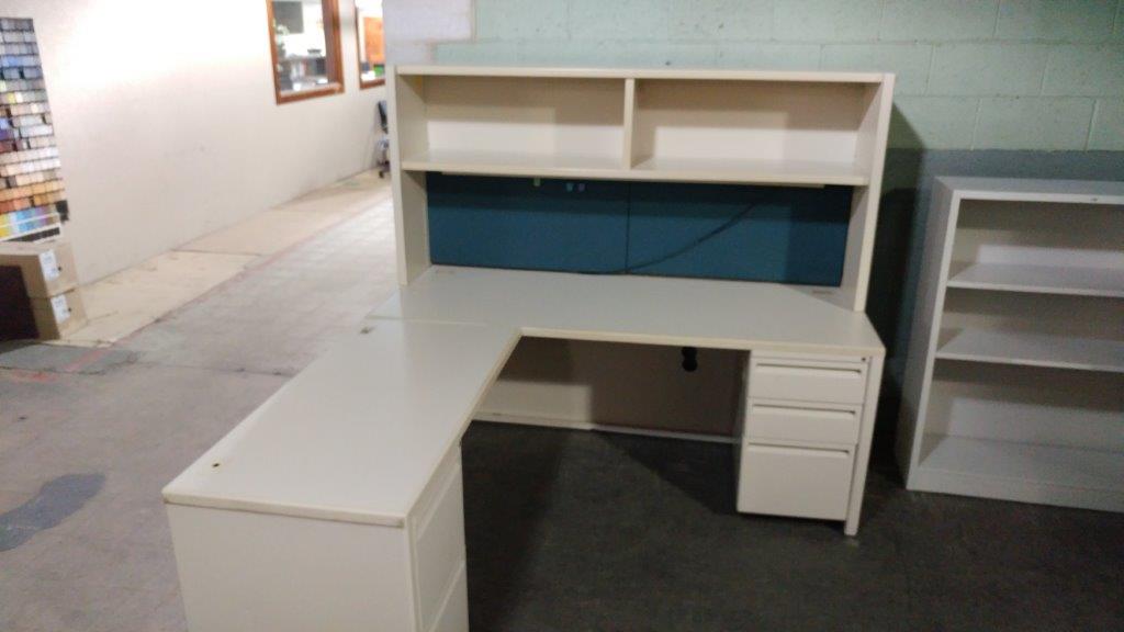 Used Office Chair — Another Shot of White Desk with Drawers in Fort Wayne, IN