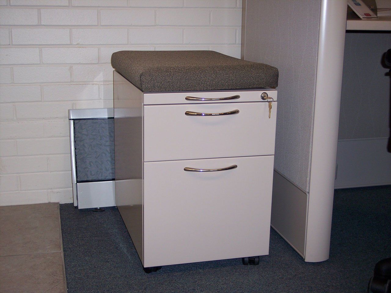 Office Showroom — White Cabinet in Fort Wayne, IN
