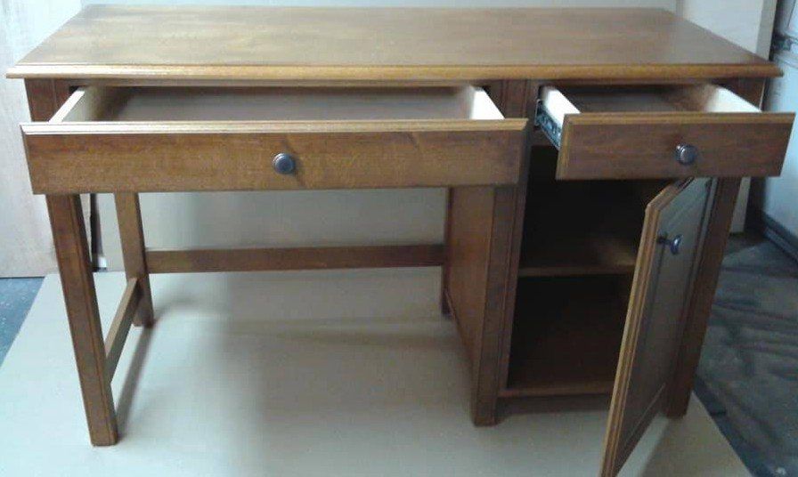 maple wood desk