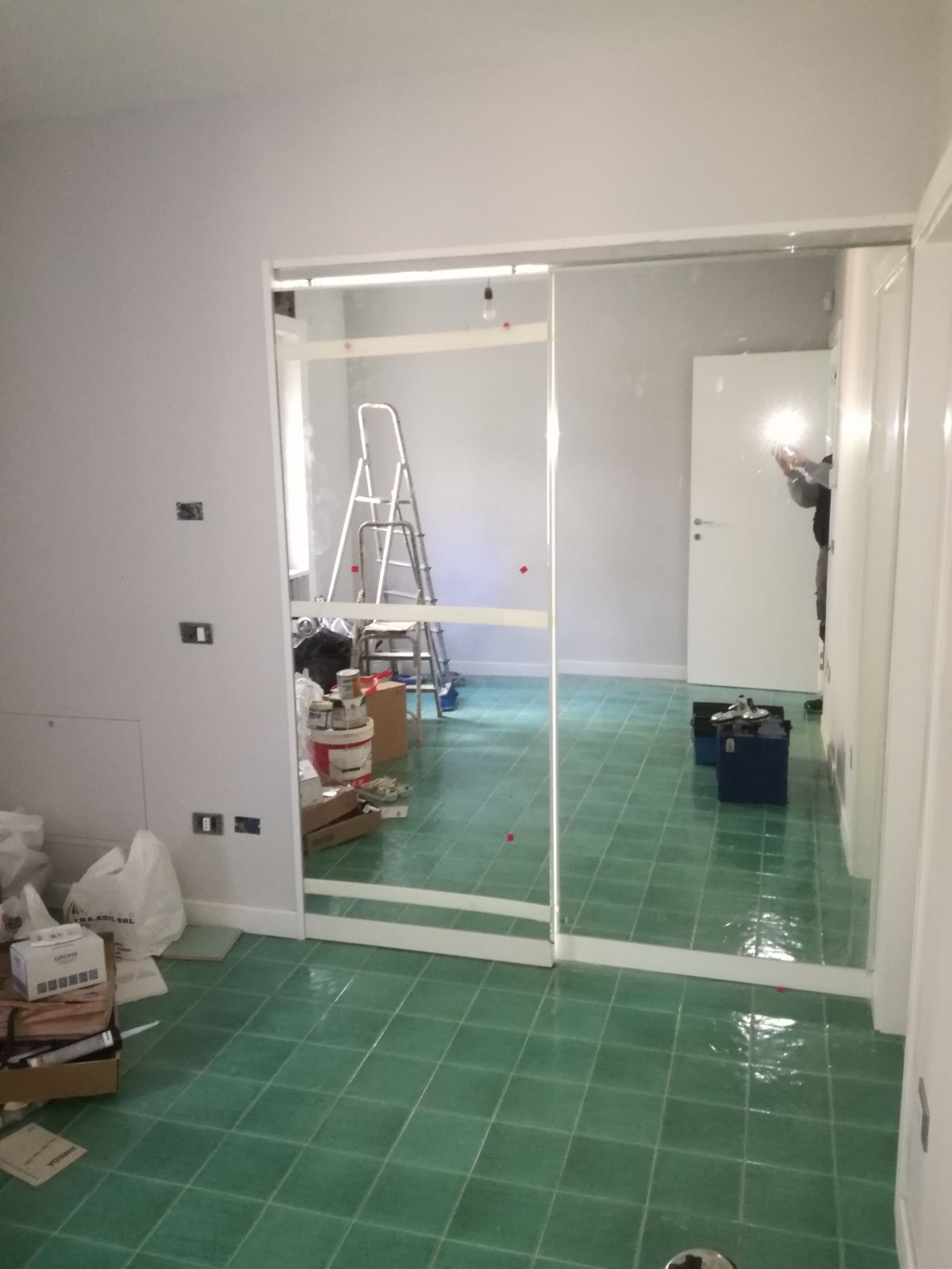 porta a specchio