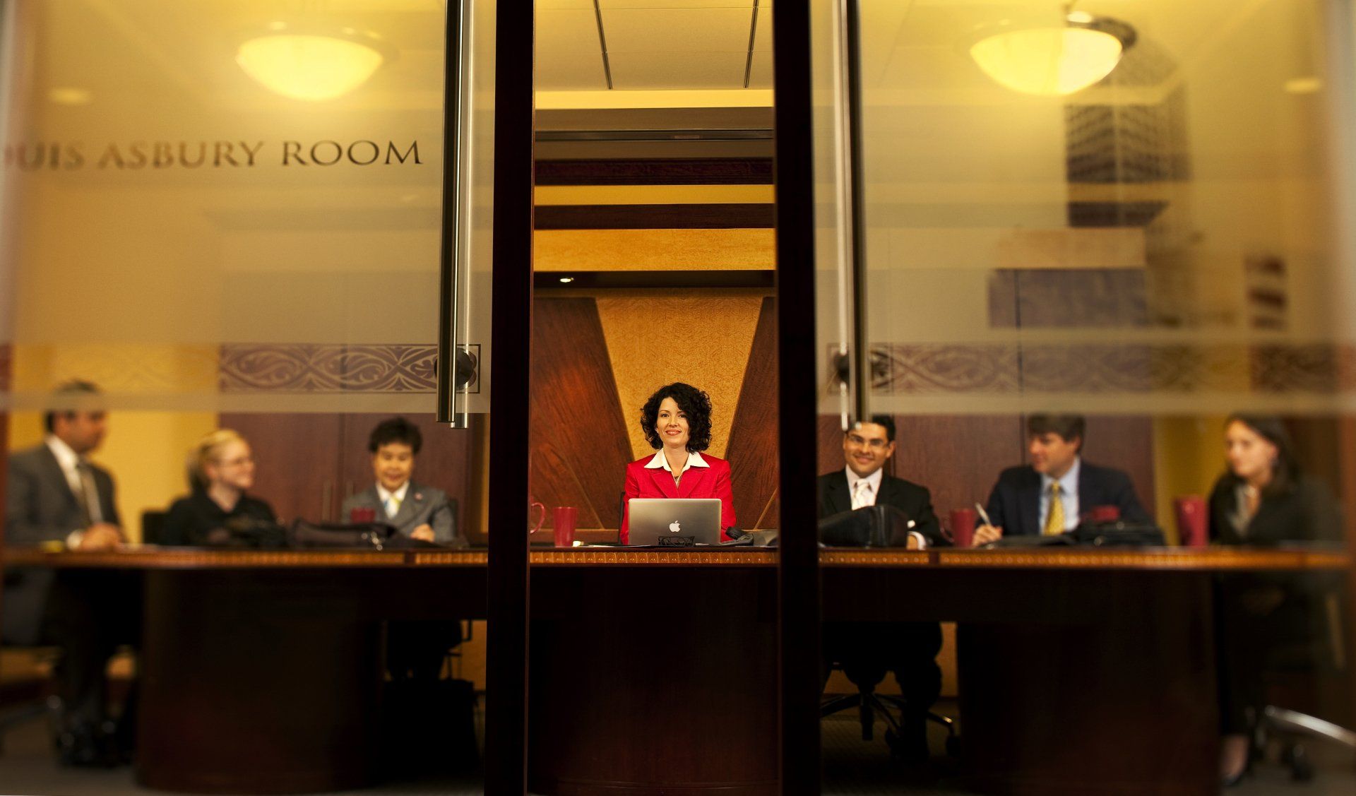 board of directors corporate report photograph