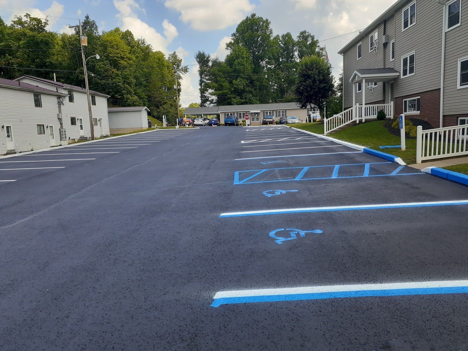 parking lot sealcoating