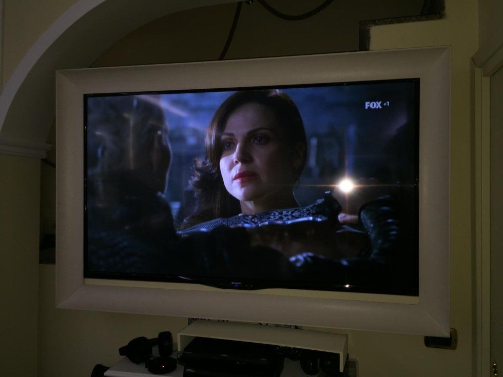Cornice TV