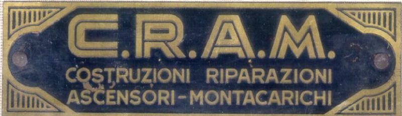 targa storica ditta di ascensori