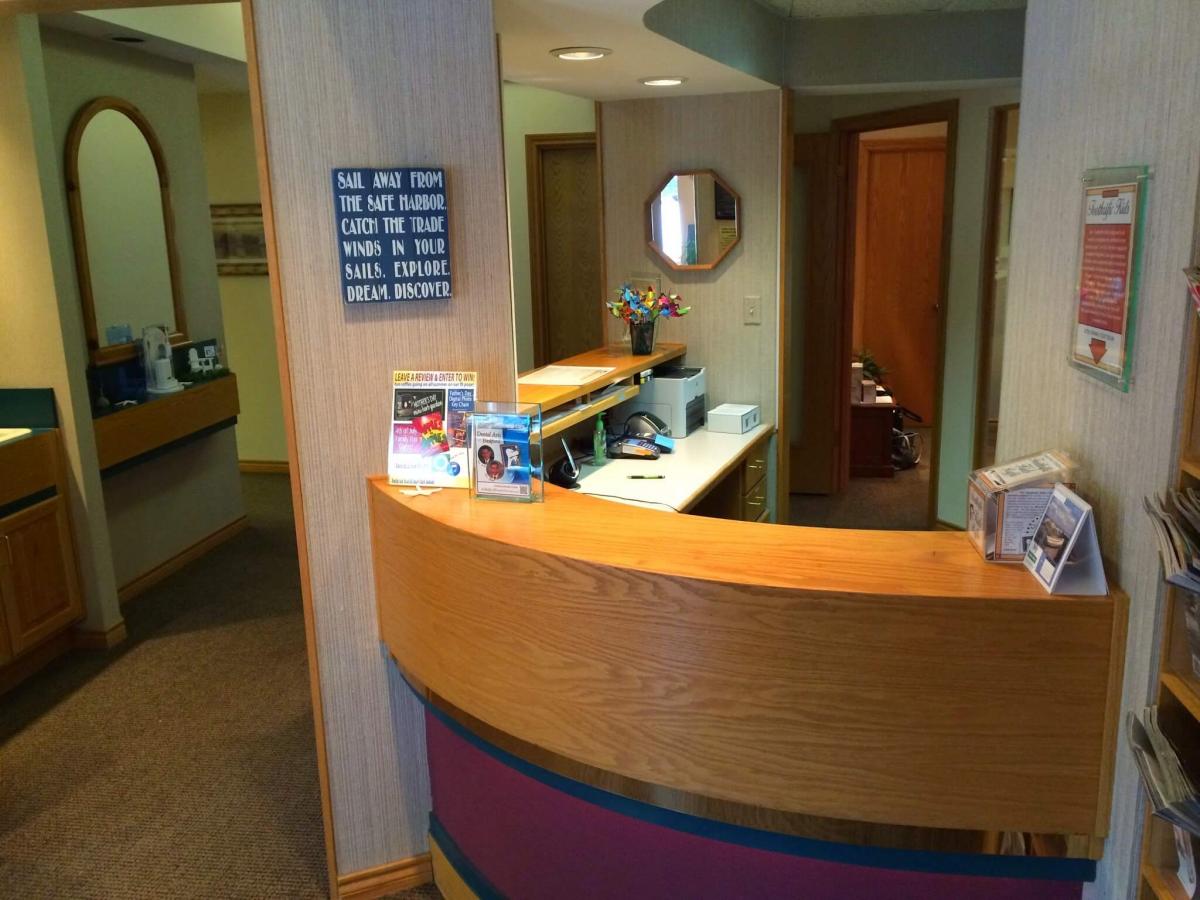 Front Desk, Dental Arts of Bedford