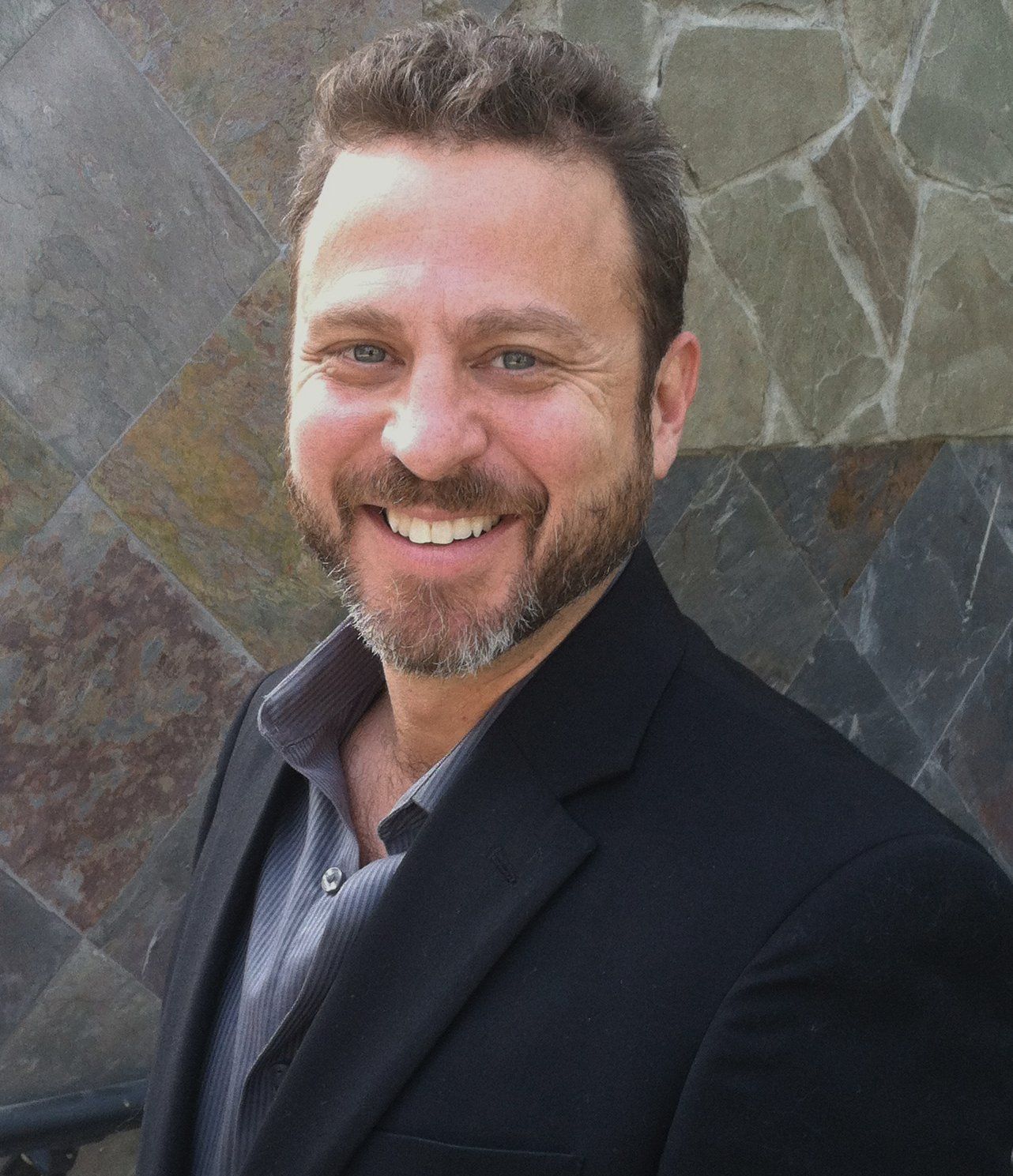 Kenn Scott head shot