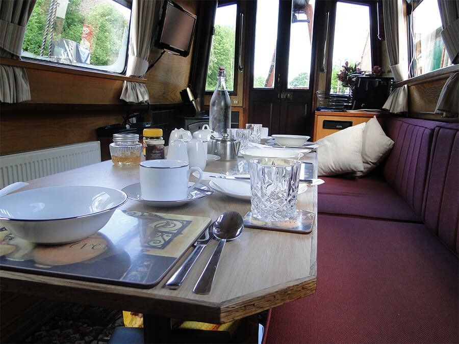 breakfast on the boat