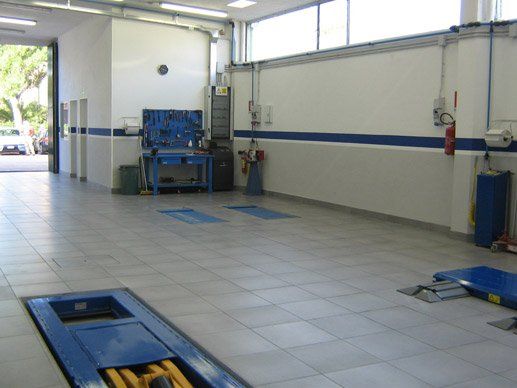 officina vista blu