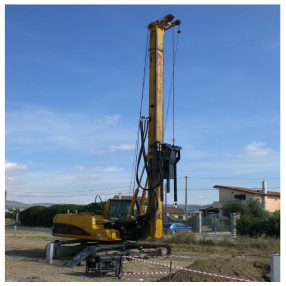 intervento per infissione pali per fotovoltaico