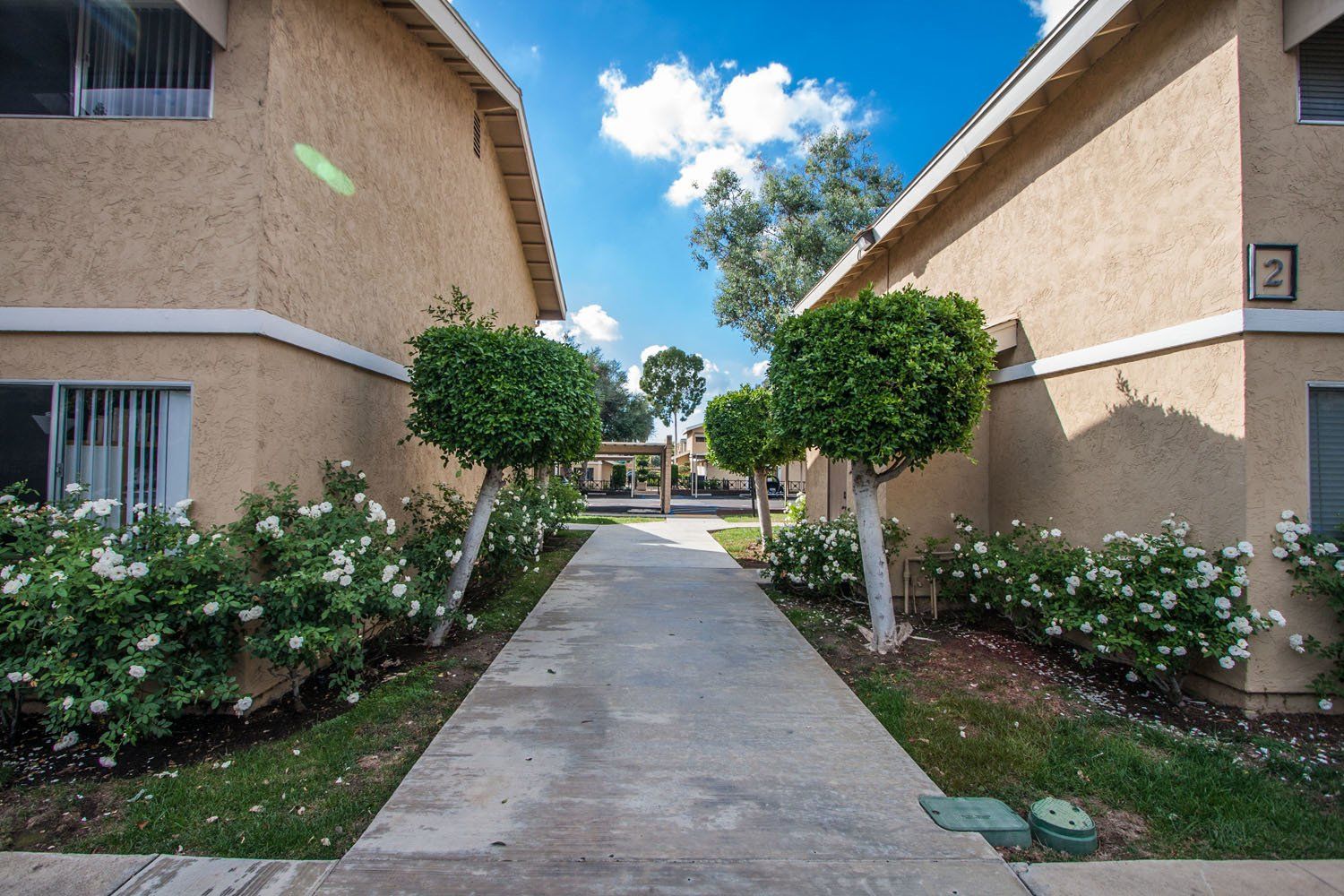 Bougainvillea_Apt_Homes_exterior 2