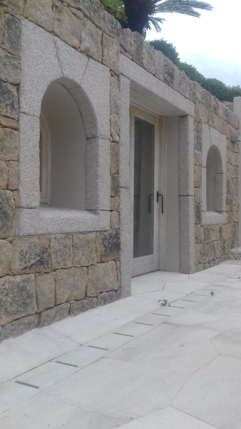 rivestimenti in pietra di una casa