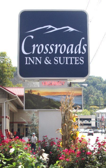 image-387537-Crossroads_Inn.w640.JPG?1450795311250